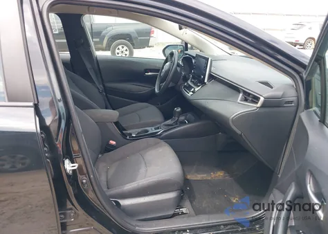 2021 Toyota Corolla Le z USA, uszkodzony, nr VIN 5YFEPMAE6MP155053